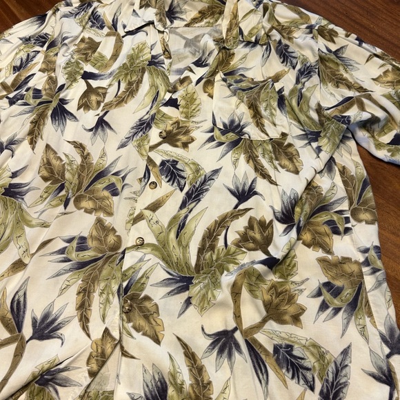 Club Newport XL Hawaiian Shirt - Picture 2 of 2